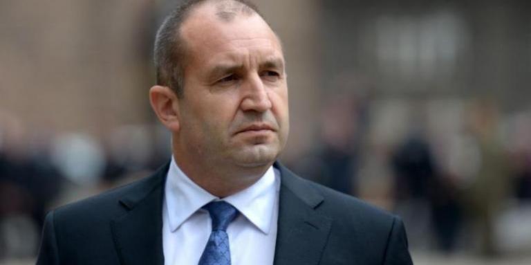 Радев: Кабинетът да не се инати